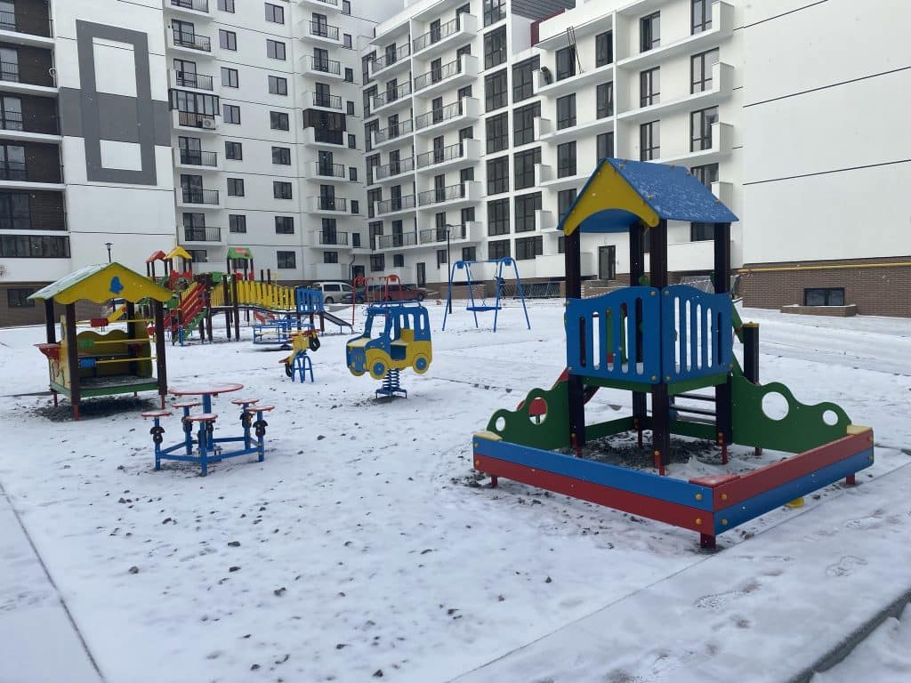 Дитячий майданчик в Обухів